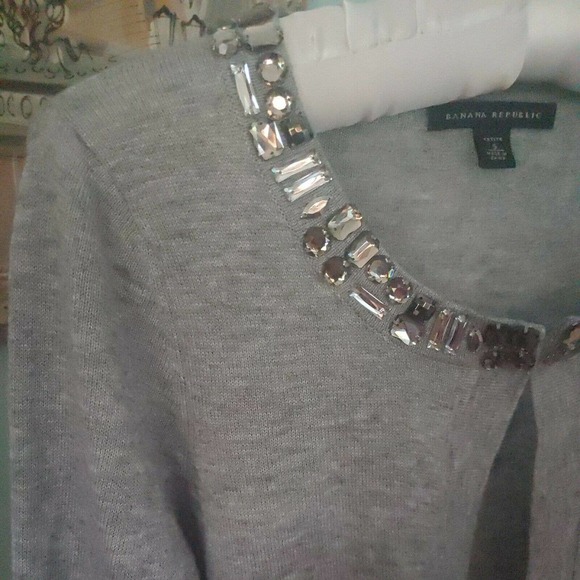 Banana Republic Small rhinestones Sweater Gray - Picture 4 of 6
